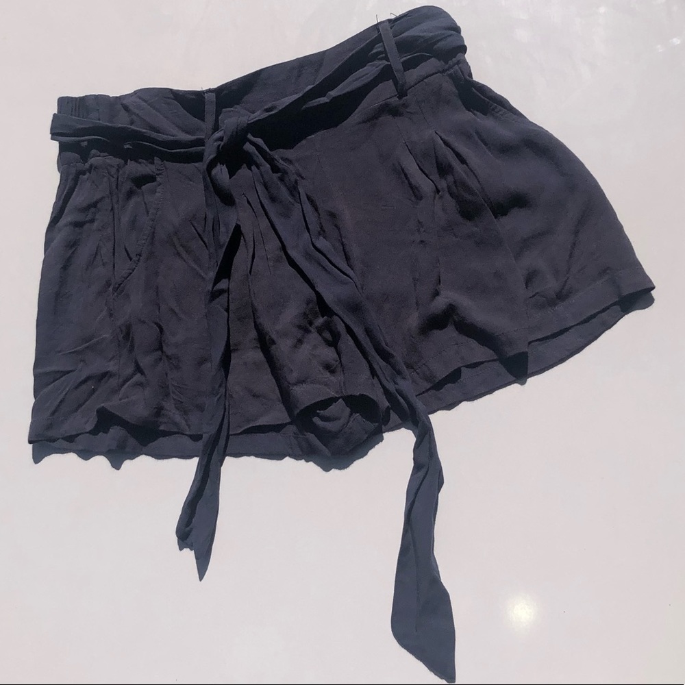 Jessica Simpson paper bag shorts